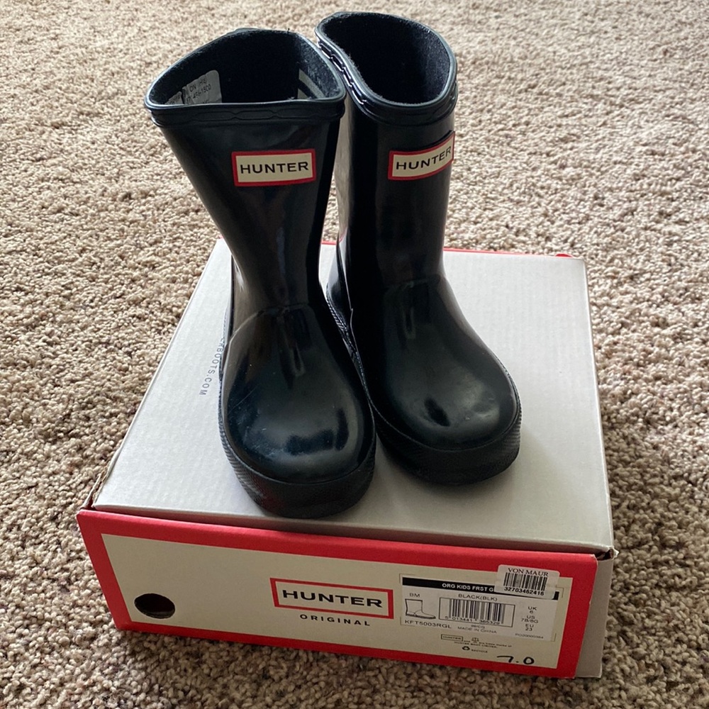 Black Hunter boots